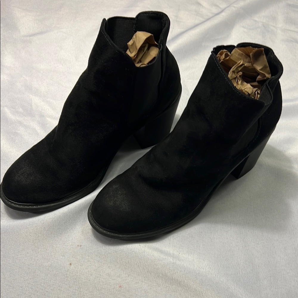 Merona Black Ankle Boots with Chelsea Panels